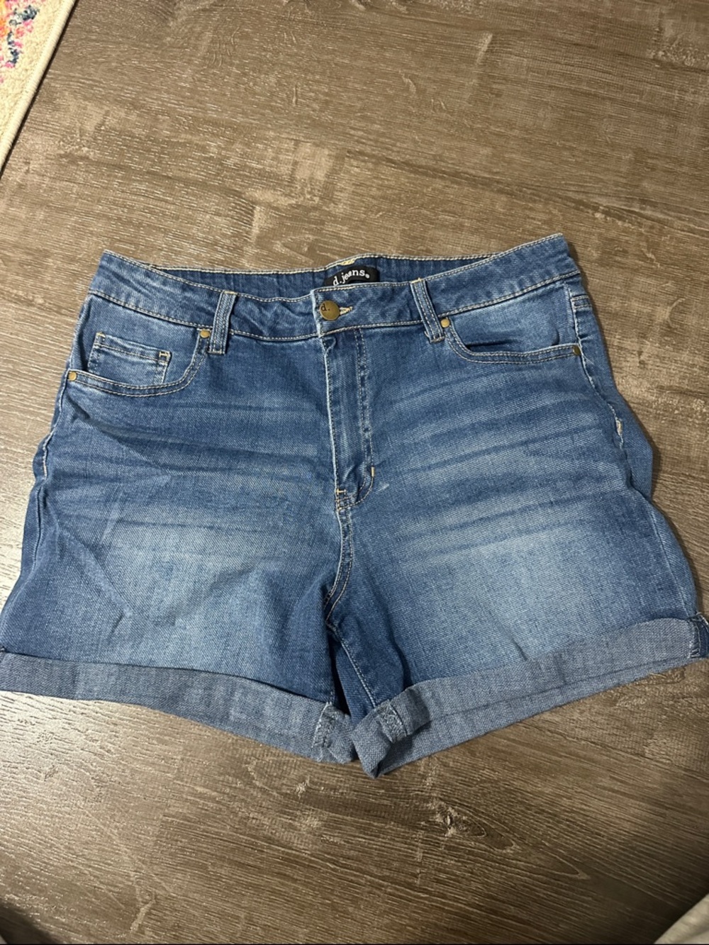 d. jeans Blue Rolled-Hem Denim Shorts